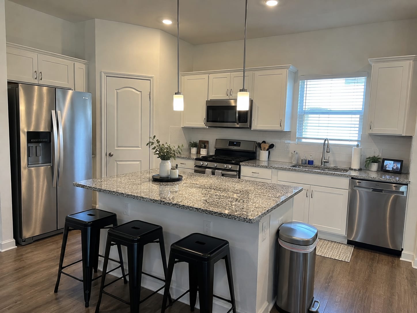 Clean kitchen with sparkling countertops and stainless steel appliances in Dallas–Fort Worth